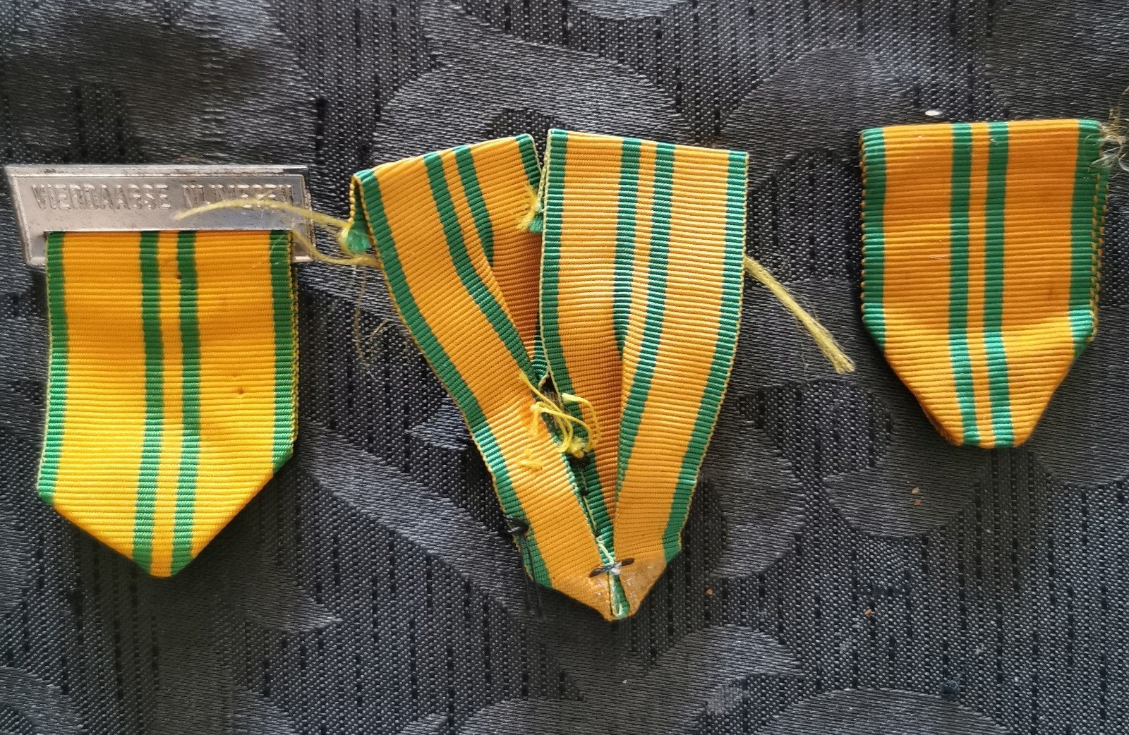3 vierdaagse medaille linten, Verzamelen, Verzenden, Landmacht, Nederland, Lintje, Medaille of Wings