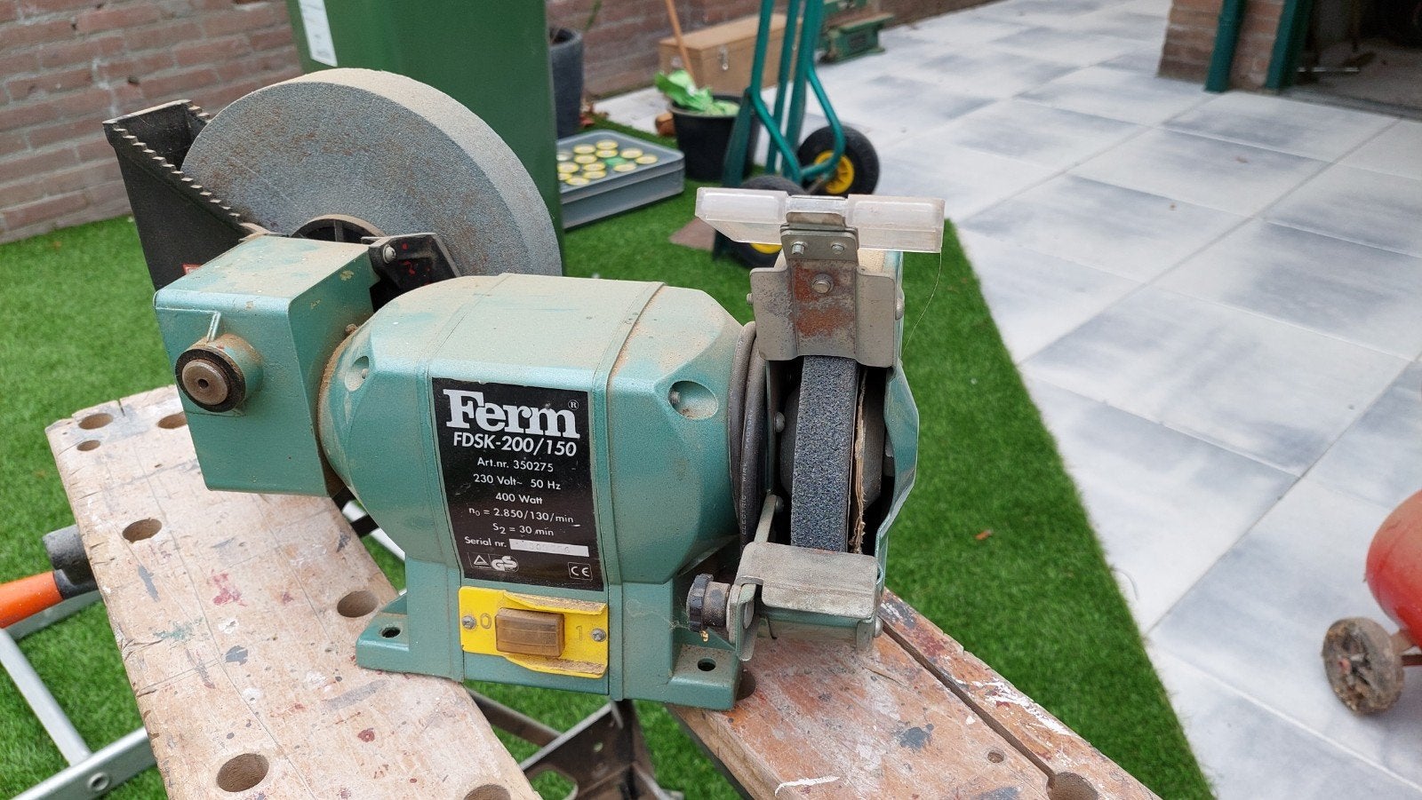 Ferm FDSK-200/150 Werksbankslijpmachine, Ophalen, Gebruikt, Minder dan 700 watt, Werkbankslijpmachine