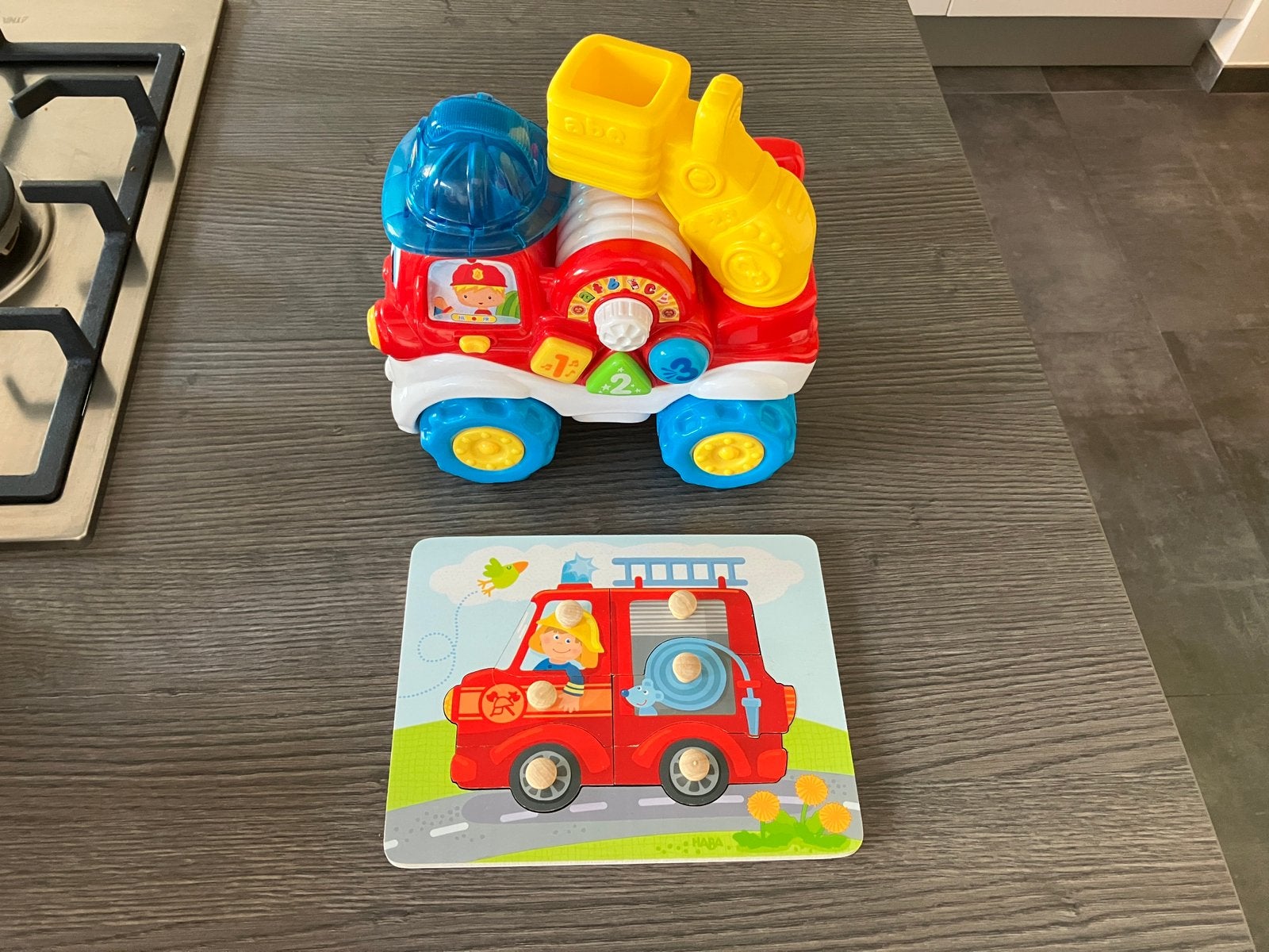 Clementoni Baby Brandweerwagen met geluid + houten puzzel, Ophalen of Verzenden, Gebruikt, Auto, Met licht