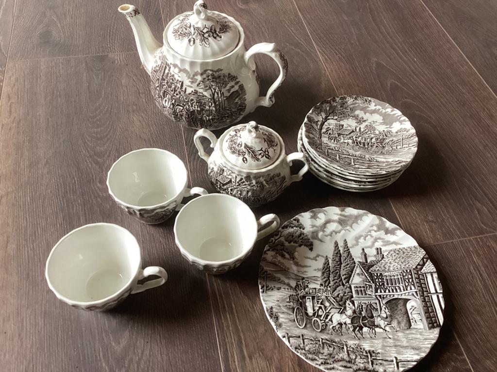 Engels Theeservies Myott "Royal Mail" Bruin - Staffordshire, Ophalen