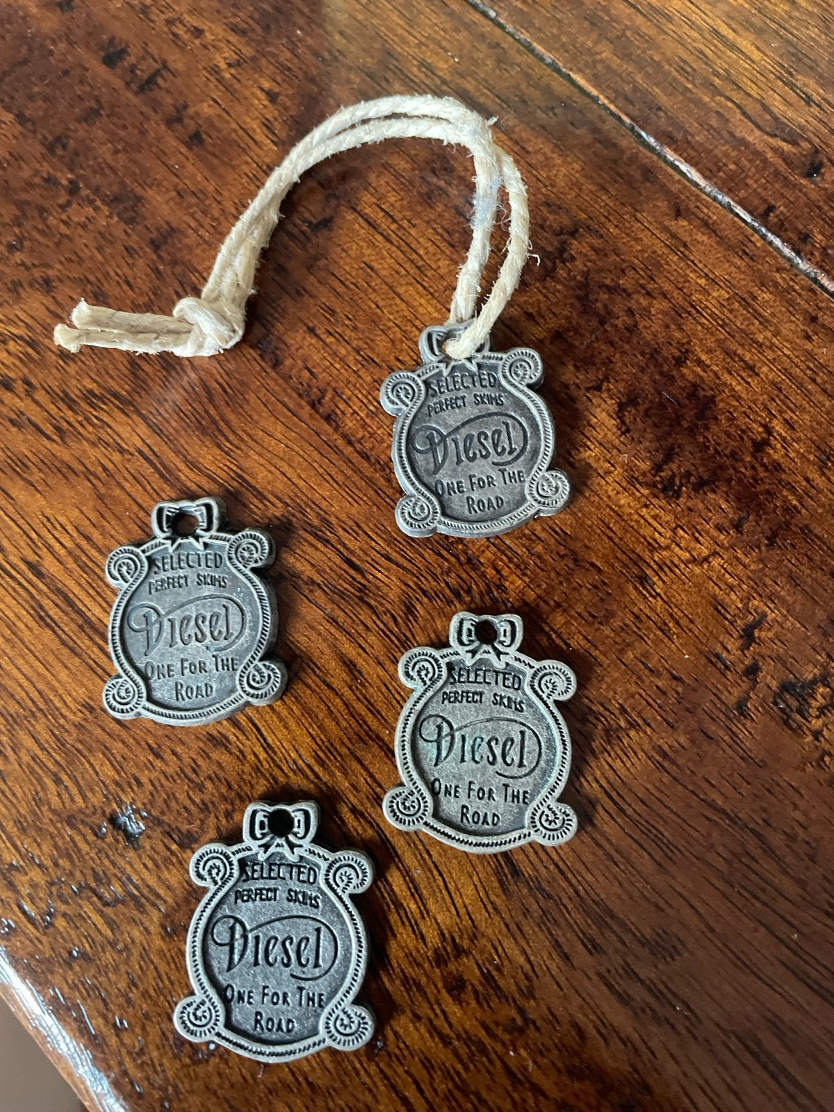 Diesel labels vintage, Ophalen of Verzenden, Zo goed als nieuw, Blauw, W30 - W32 (confectie 38/40)