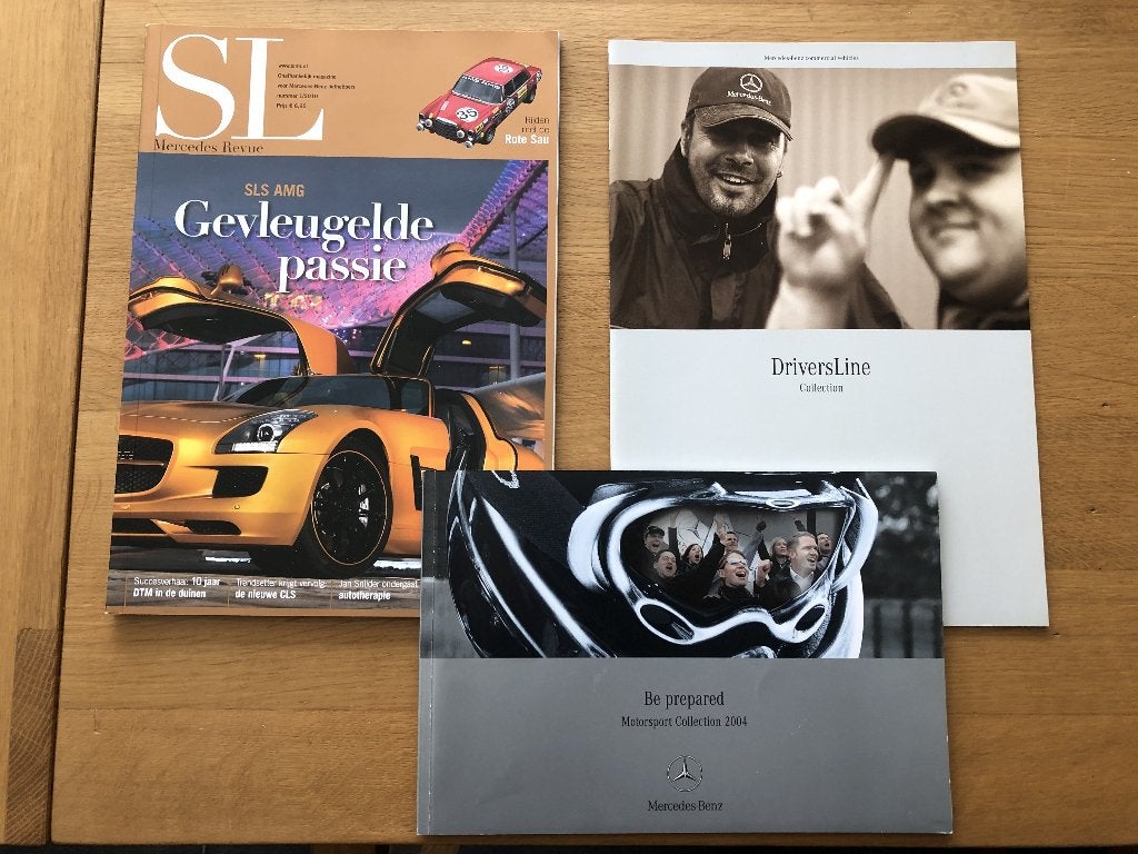 Mag.050 / Diverse Mercedes Benz magazine / Folders / DVD, Boeken, Ophalen of Verzenden, Zo goed als nieuw, Mercedes