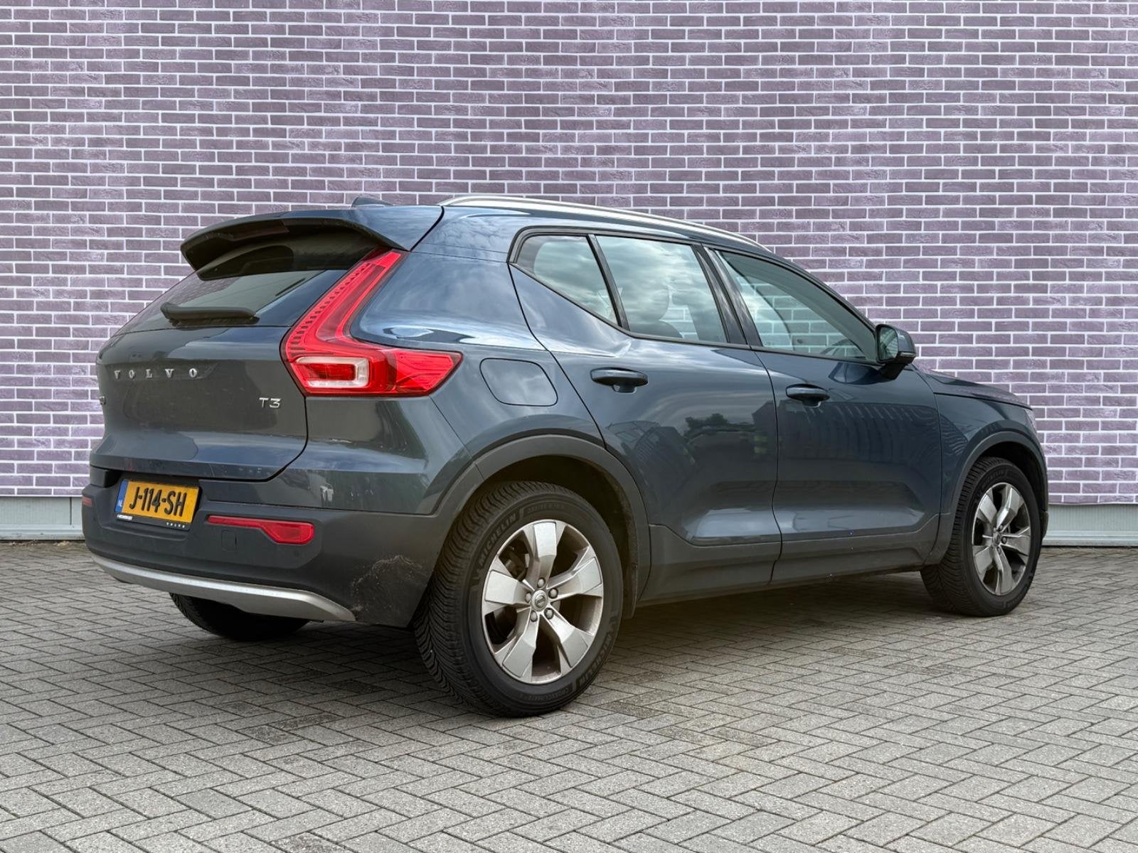 Volvo XC40 1.5 T3 Business Pro | Trekhaak | Achteruitrijcame, Auto's, Volvo, 12 maanden, Gebruikt, Euro 6, Blauw
