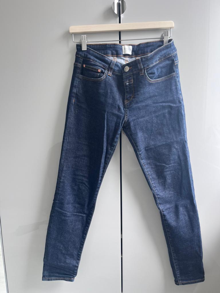 Closed donkerblauwe jeans maat 26 / XS, Kleding | Dames, Ophalen of Verzenden, Zo goed als nieuw, Blauw, W27 (confectie 34) of kleiner
