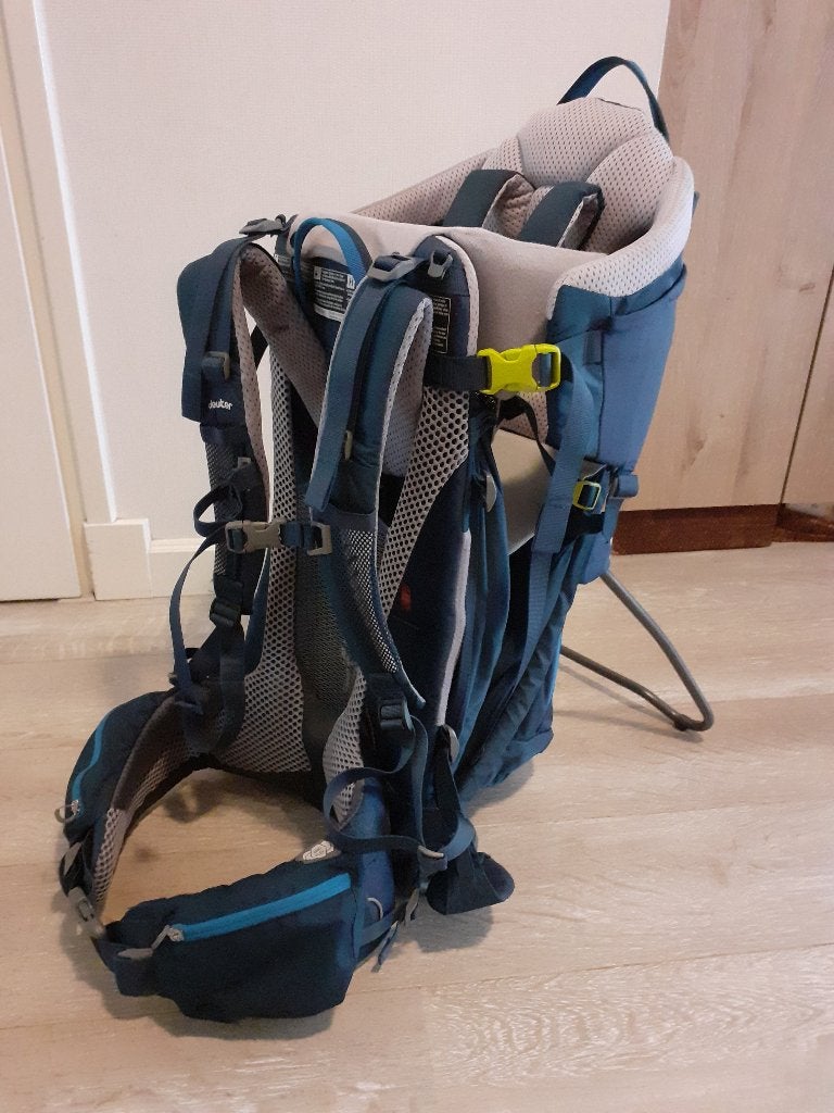 Te huur: Deuter Kid Comfort rugdrager met zonnekap, Zo goed als nieuw, Rug, Ophalen, Overige merken