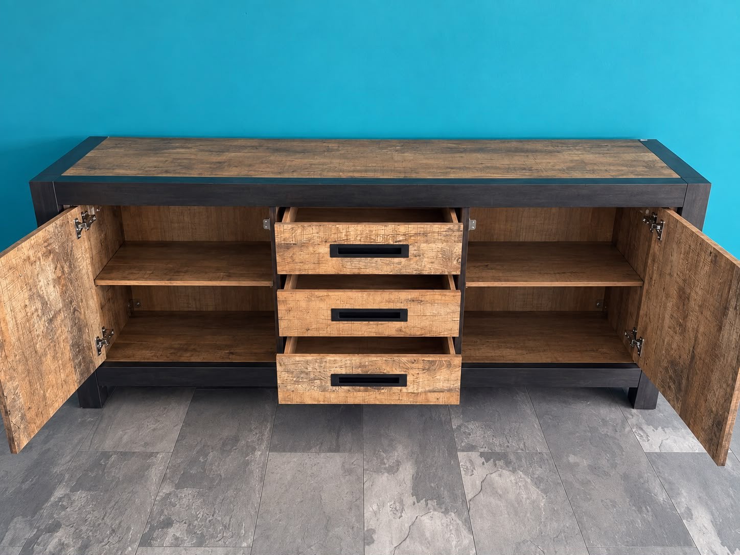 Dressoir, Ophalen, Met lade(s), 150 tot 200 cm, Zo goed als nieuw