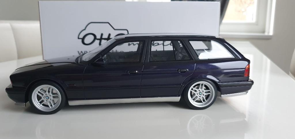1:18 OttoMobile BMW M5 (E34) Touring Diamond Black, Hobby en Vrije tijd, Modelauto's | 1:18, Zo goed als nieuw, Auto, OttOMobile