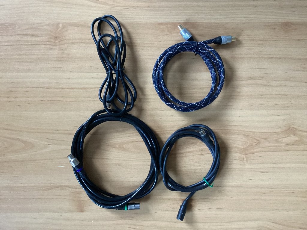 Coax kabels, Audio, Tv en Foto, Audiokabels en Televisiekabels, Ophalen of Verzenden, Minder dan 2 meter, Coaxiale kabel