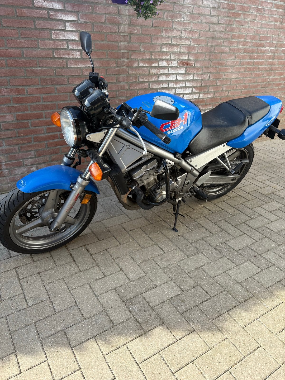 Honda CB1 / CB400 - Nette Naked Bike