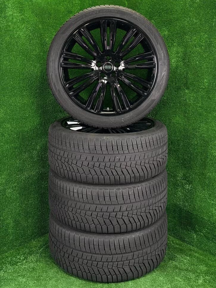 Originele 22 inch Range Rover velgen met winterbanden, Land Rover, Gebruikt, 275 mm, Banden en Velgen