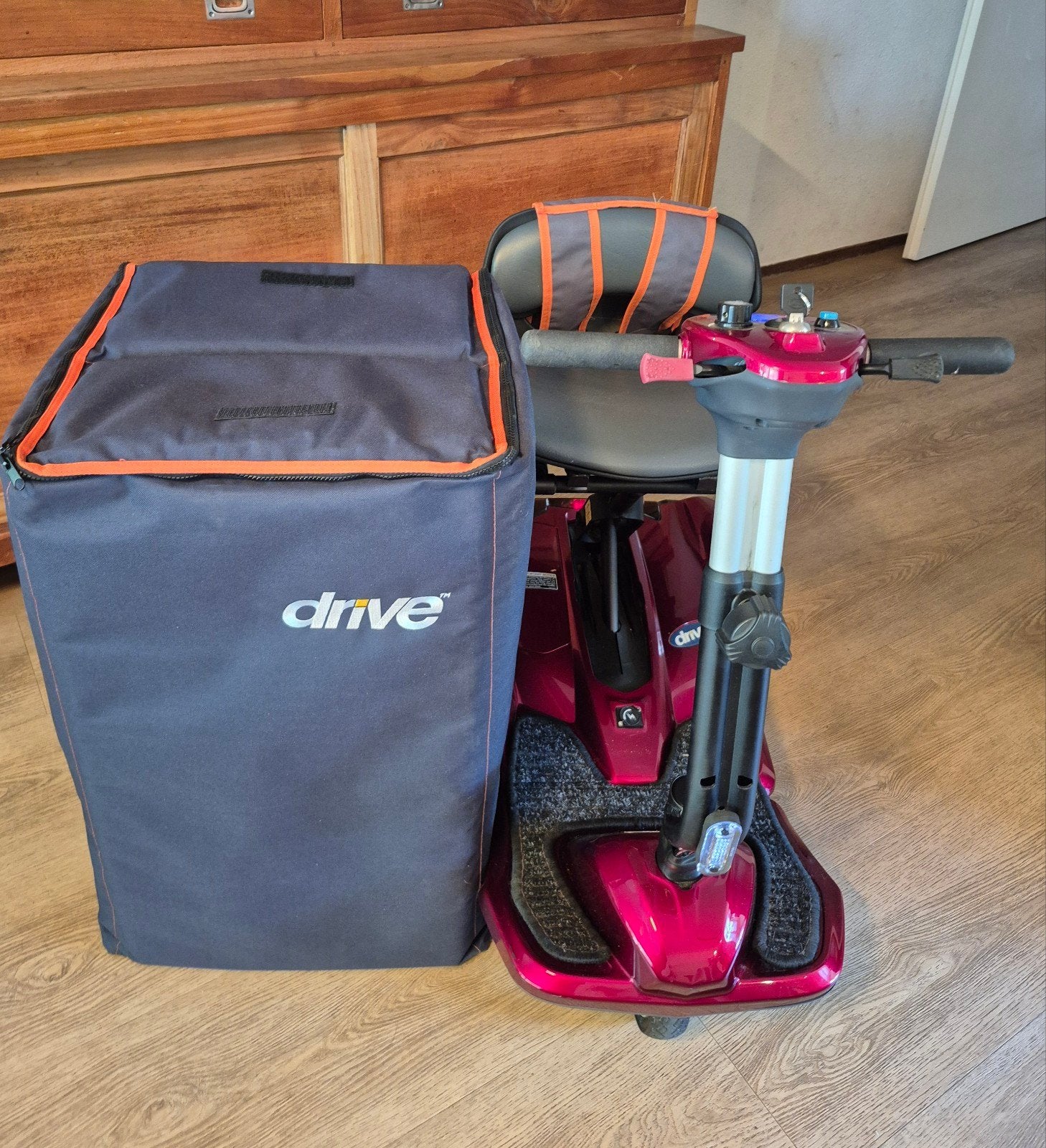 Heartway Medical S21 automatisch opvouwbare scootmobiel, Diversen, Ophalen, 10 km/u of minder, Drive, Zo goed als nieuw