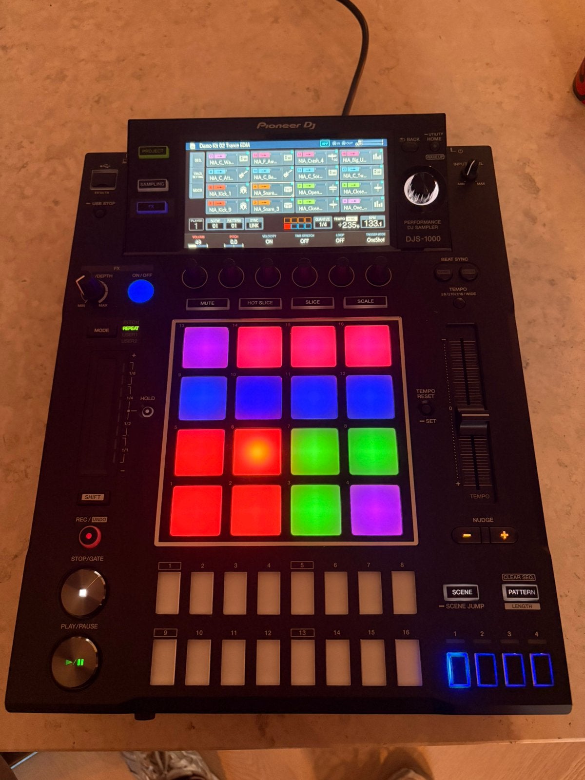 Pioneer DJS-1000 sampler te koop!, Muziek en Instrumenten, Midi-apparatuur, Ophalen of Verzenden, Zo goed als nieuw