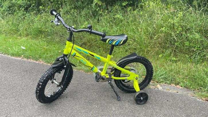 Volare kinderfiets 14 inch met zijwieltjes, Fietsen en Brommers, Fietsen | Kinderfietsjes, Terugtraprem, Zijwieltjes, 16 tot 20 inch