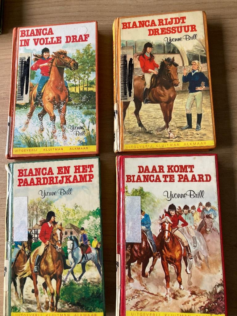 4 boeken Yvonne Brill, Boeken, Ophalen of Verzenden, Gelezen