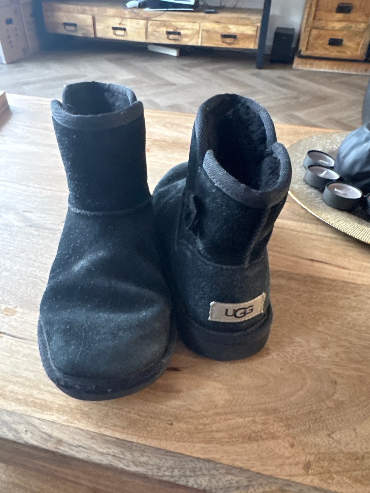 Zwarte UGG laarzen met strik - Maat 35, Ophalen, Gedragen, Zwart, Lage of Enkellaarzen