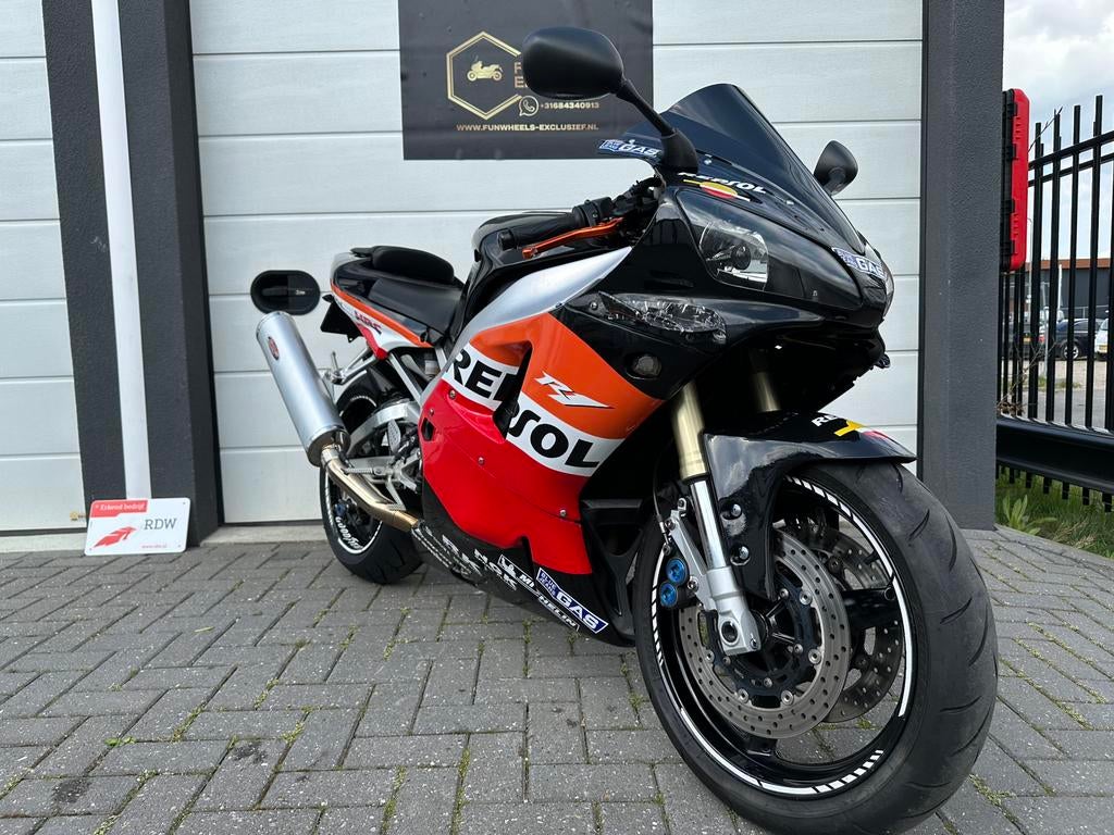 Yamaha R1 | RN04 |2001|150 PK|LED|XENON| Repsol uitvoering, Motoren, Motoren | Yamaha, Sportuitlaat, 4 cilinders, Motorrijbewijs A