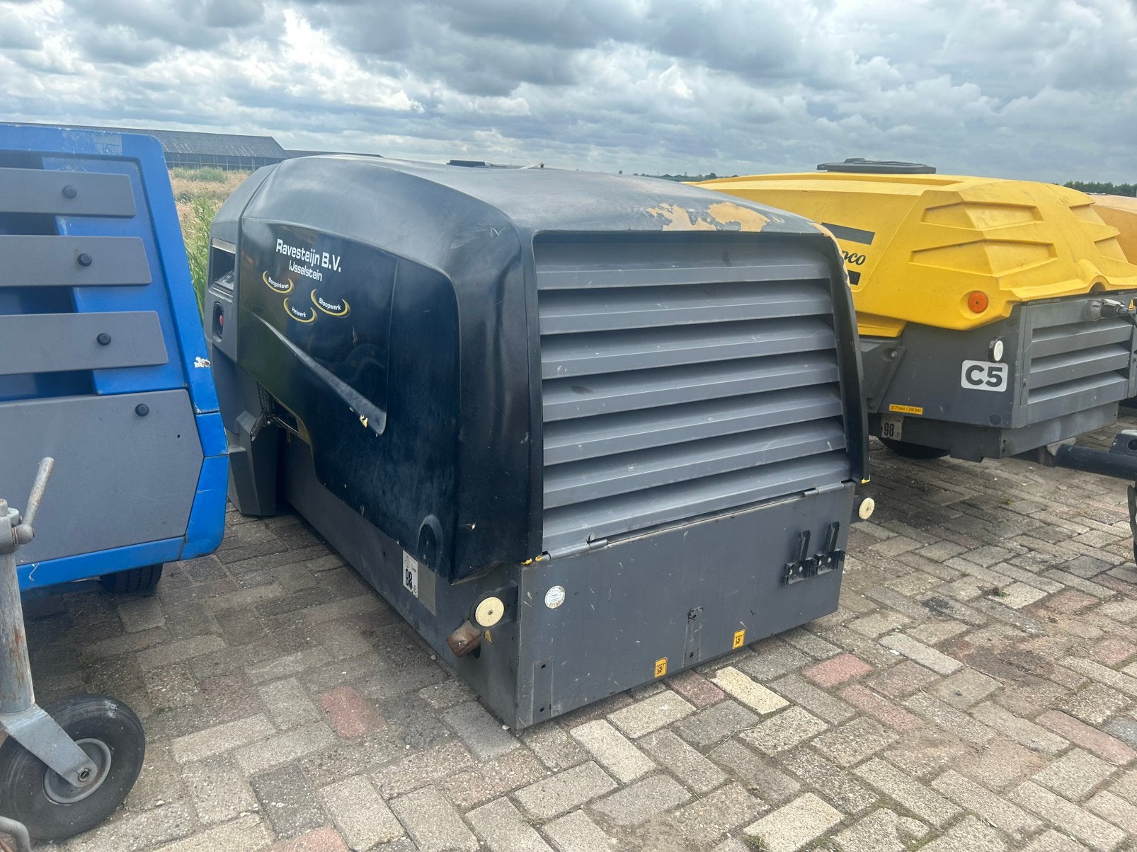 Atlas Copco XAHS108 mobiele compressor 12 bar stage V, Doe-het-zelf en Verbouw, Compressors, 100 liter of meer, Ophalen of Verzenden