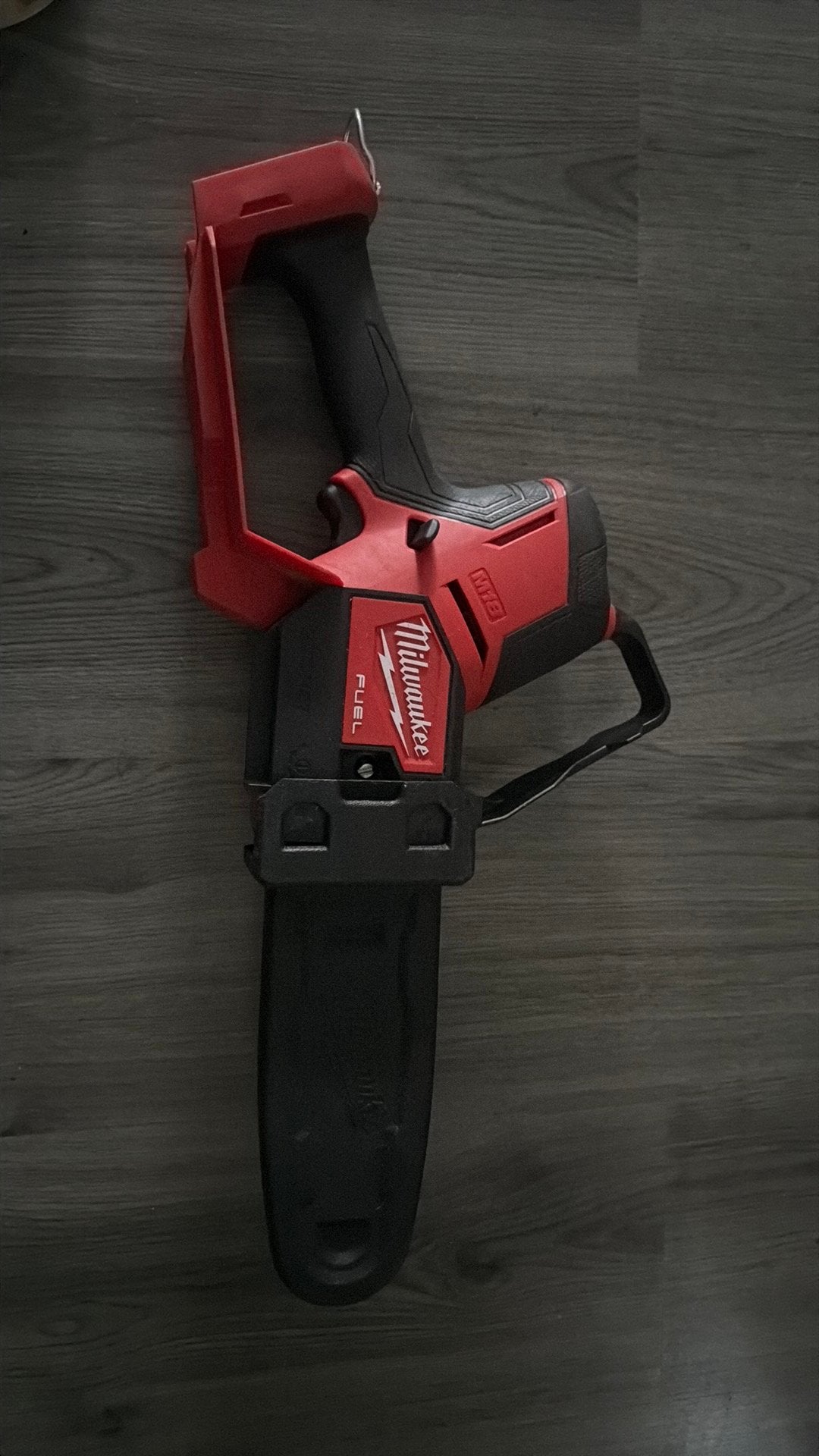 Milwaukee m18 kettingzaag, Doe-het-zelf en Verbouw, Gereedschap | Zaagmachines, 70 mm of meer, Kettingzaag, Ophalen of Verzenden