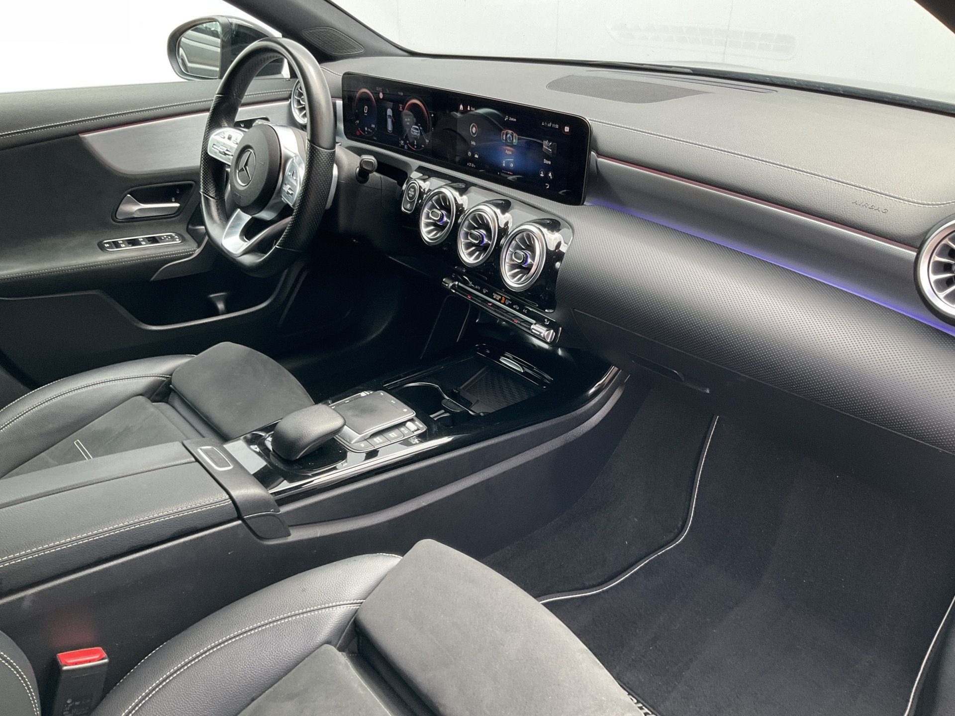 Mercedes-Benz CLA-Klasse Shooting Brake 200 Premium Plus AMG, CLA, 730 kg, Gebruikt, Euro 6