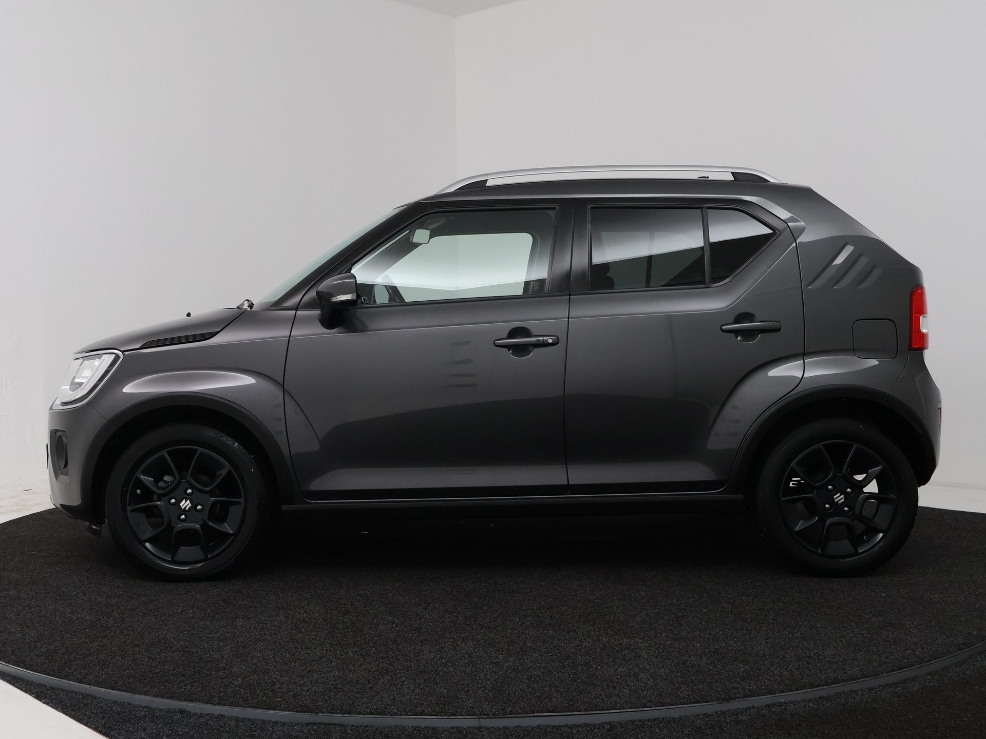 Suzuki Ignis 1.2 Stijl Intro | Navigatie | (bj 2017), Voorwielaandrijving, 12 maanden, Stof, Gebruikt