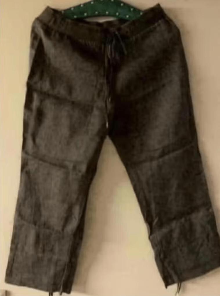 Dunne grijze 3/4 broek; MNG; 38; zomerbroek, Maat 38/40 (M), Ophalen of Verzenden, Driekwart, Grijs