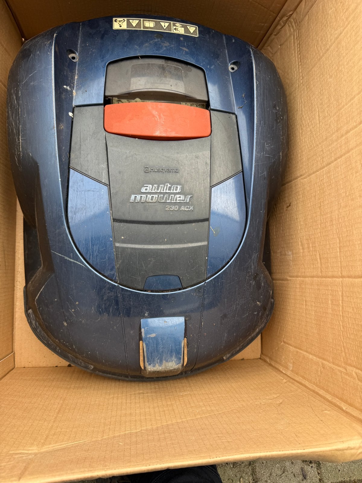 Husqvarna 230 acx robotmaaier