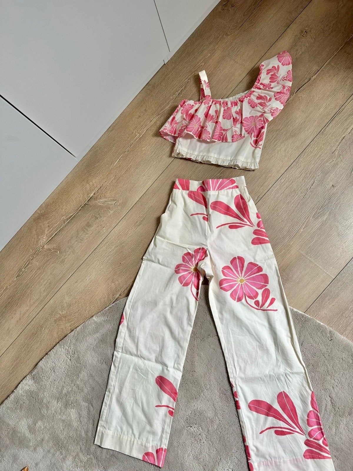 Super leuke zomerse set ZARA broek bovenstukje mt 140 146, Meisje, Ophalen of Verzenden, Zo goed als nieuw, Zara