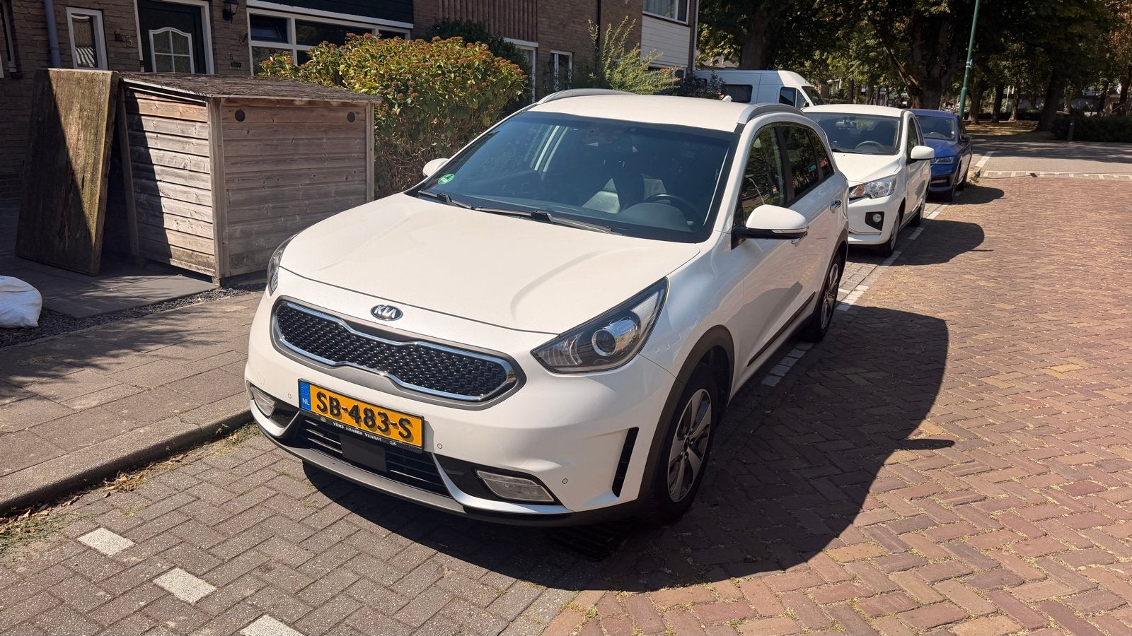 Zeer complete en luxe Kia Niro 1.6 GDi Hybrid ExecutiveLine, Auto's, Kia, Zwart, 1580 cc, Leder, 75 €/maand