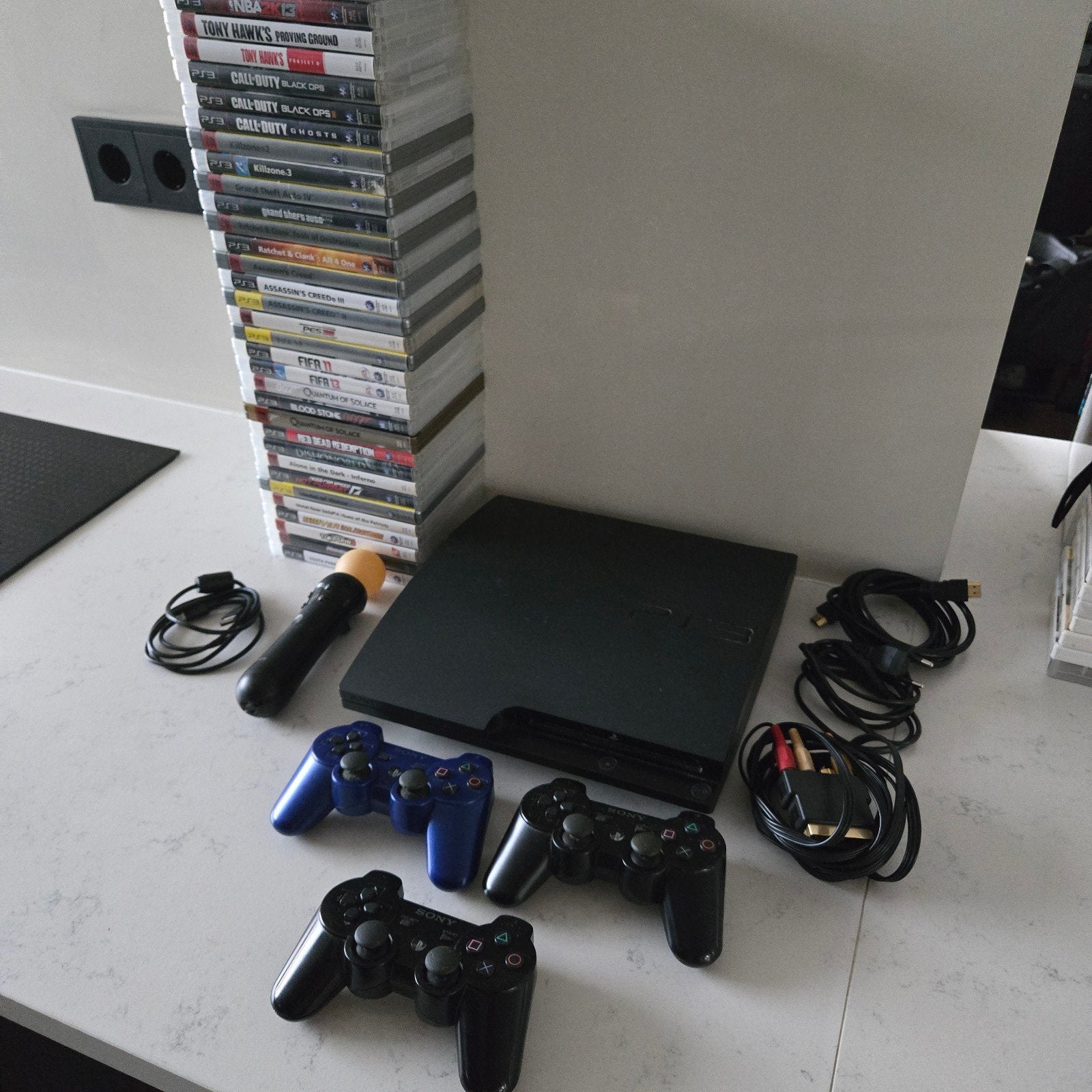 Playstation 3 met 40+ games en 3 controllers, Spelcomputers en Games, Ophalen of Verzenden, Gebruikt, Met 3 controllers of meer