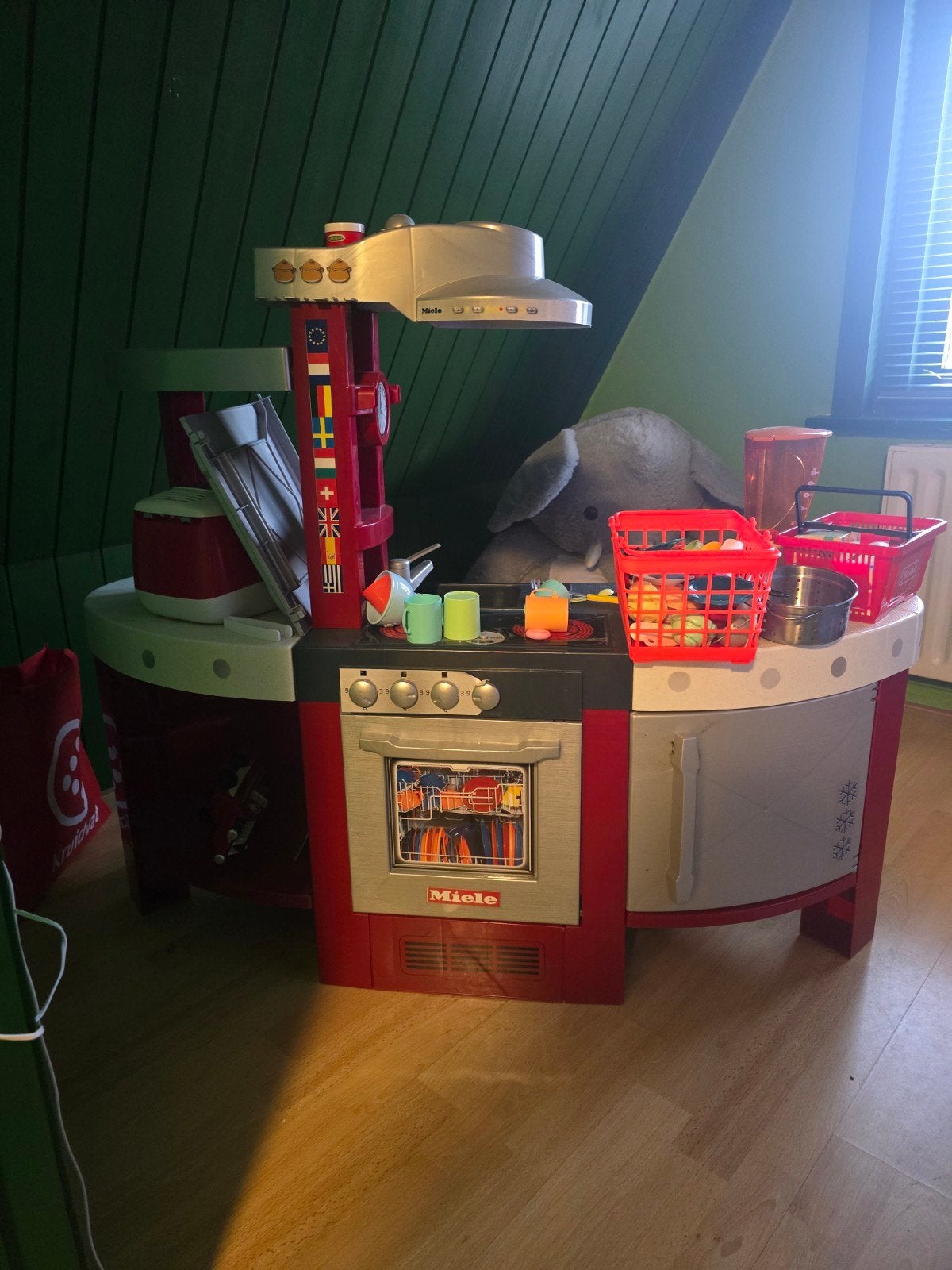 Grote Miele Speelkeuken met Accessoires, Ophalen of Verzenden, Gebruikt, Kunststof, Speelkeuken