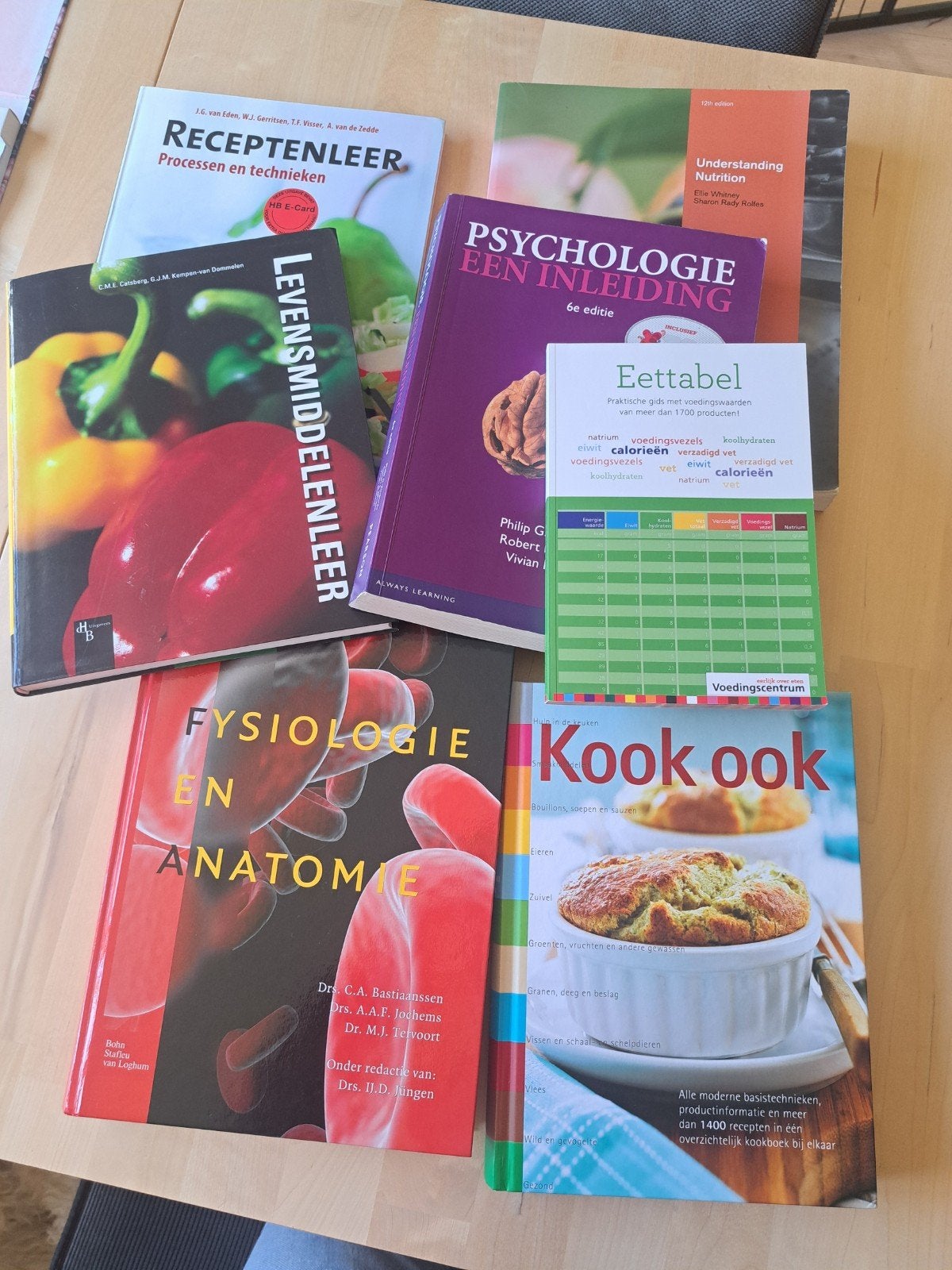 7 studieboeken Voeding&Diëtetiek, Ophalen of Verzenden, Beta, Zo goed als nieuw, HBO