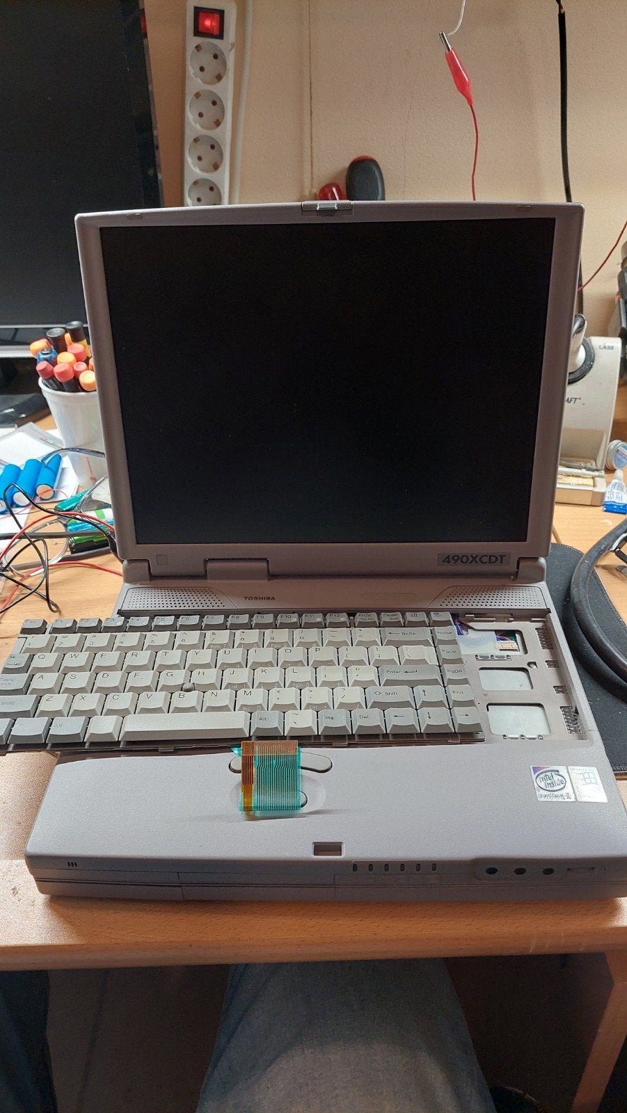 gezocht toetsenbord voor toshiba satellite 490xcdt, Computers en Software, Vintage Computers, Ophalen