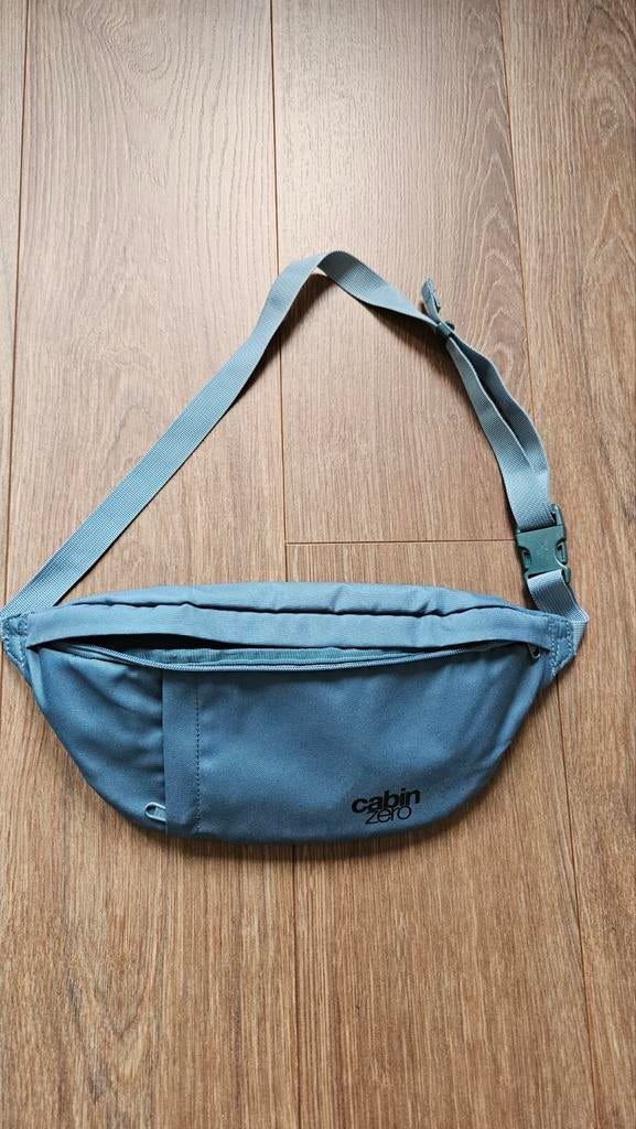 Cabin Zero Heuptasje 2 Ltr, Ophalen of Verzenden, Zo goed als nieuw, Blauw, Overige merken