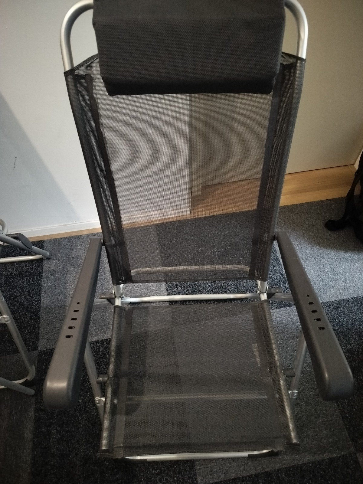 Campingtafel met 3 luxe stoelen – Aluminium roltafel (Crivit, Tuin en Terras, Ophalen, Zo goed als nieuw, Aluminium, Verstelbaar