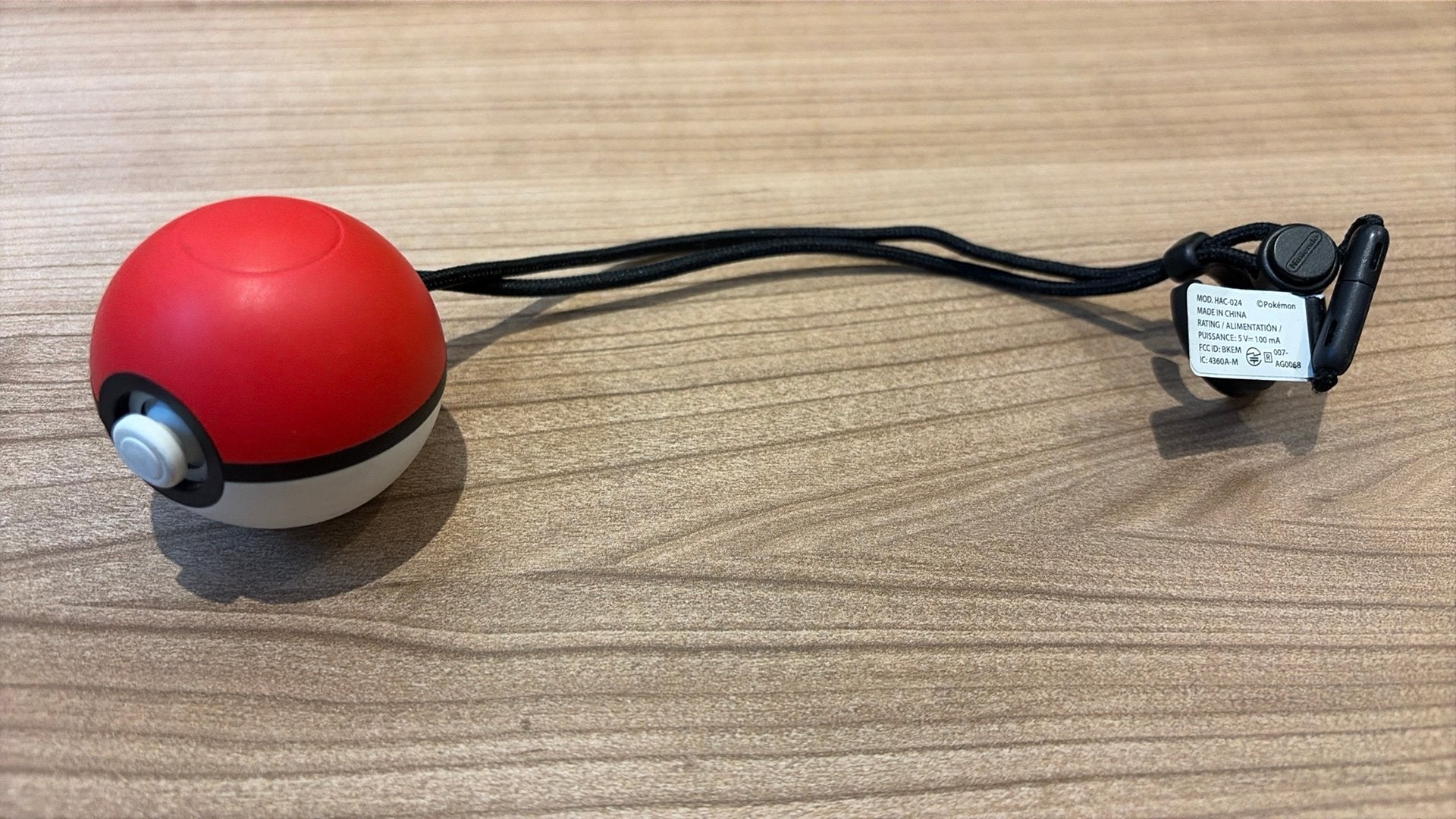 Poke Ball Plus, Online, 1 speler, Virtual Reality, Zo goed als nieuw