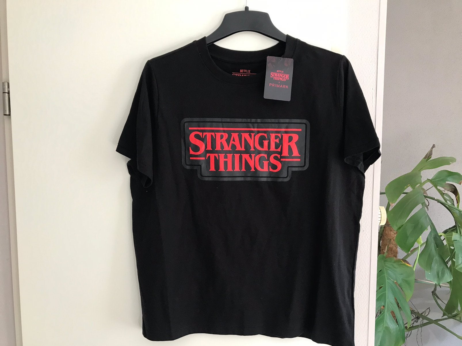 Strangers Things Tshirt zwart, Ophalen of Verzenden, Nieuw, Maat 56/58 (XL), Zwart