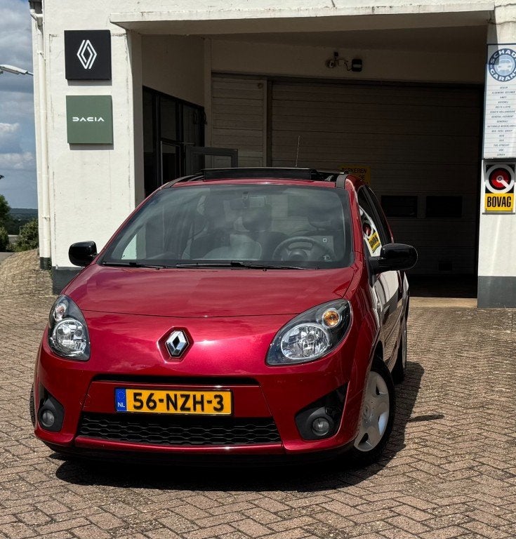 Renault TWINGO 1.2-16V DYNAMIQUE, Auto's, Renault, Twingo, Gebruikt, 4 cilinders, 4 stoelen