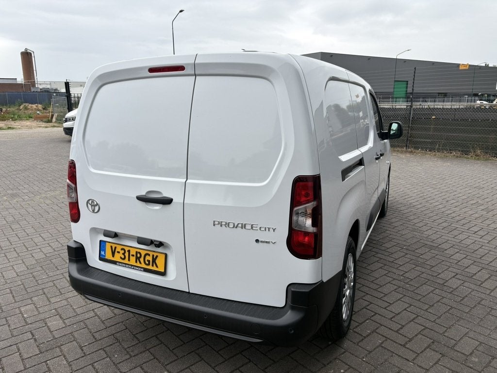 Toyota ProAce CITY Electric 50kWh L2 10th Anniv | airco | ca, 750 kg, 329 km, Wit, Parkeersensor