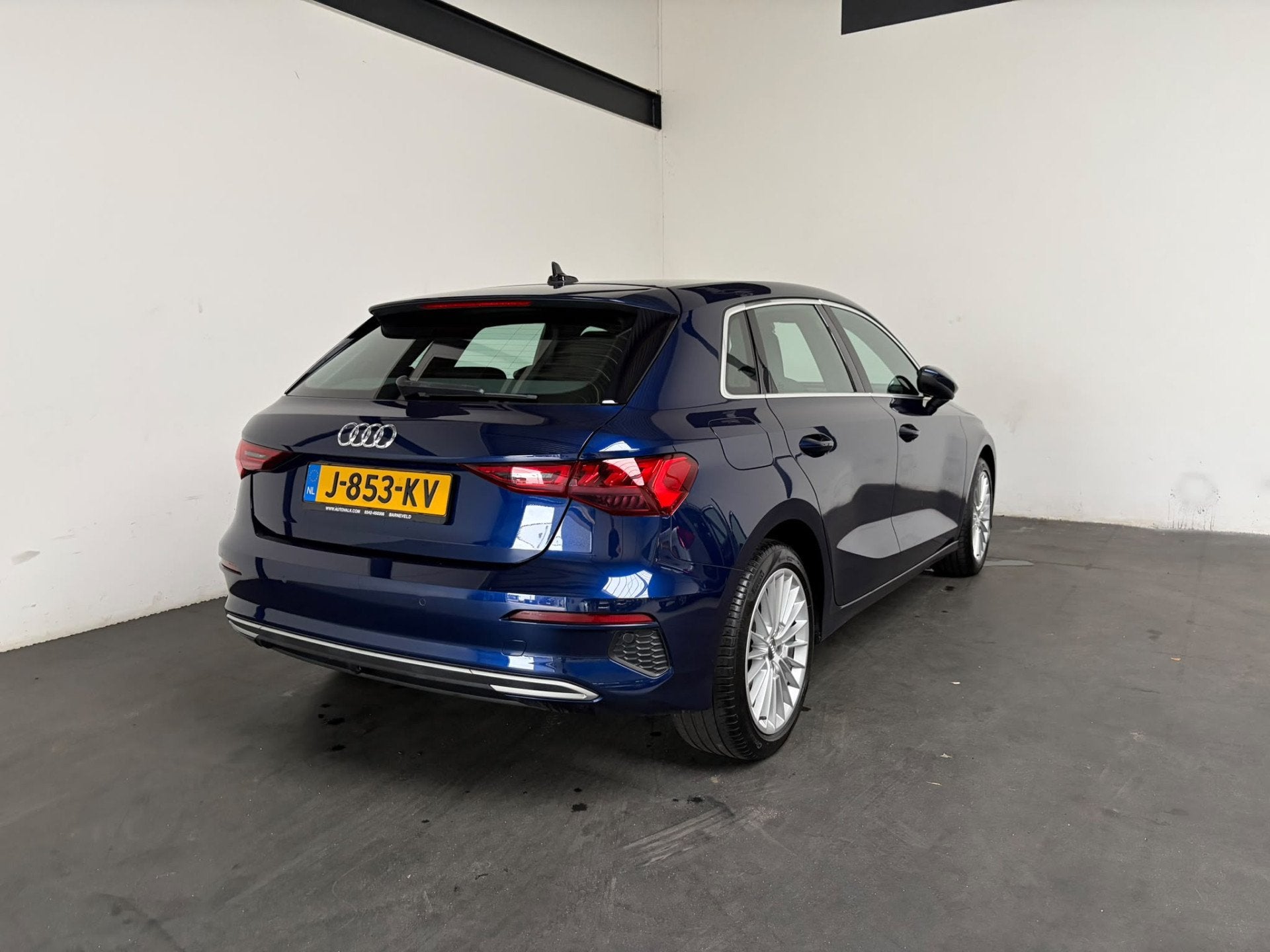 Audi A3 Sportback 35 TFSI Business edition (bj 2020), Auto's, 4 cilinders, Blauw, Bedrijf, 690 kg