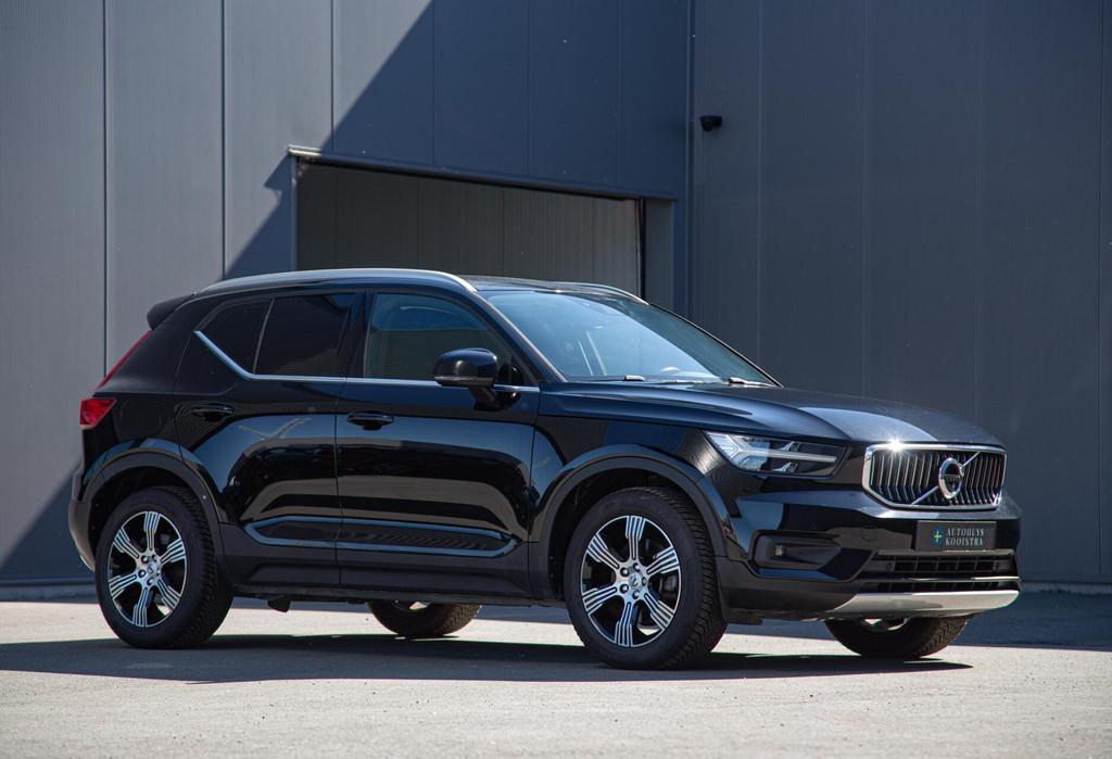 Volvo XC40 2.0 B4 Inscription Trekhaak Leer 360 camera Keyle, Auto's, Volvo, 4 cilinders, Automatische klimaatregeling, Zwart
