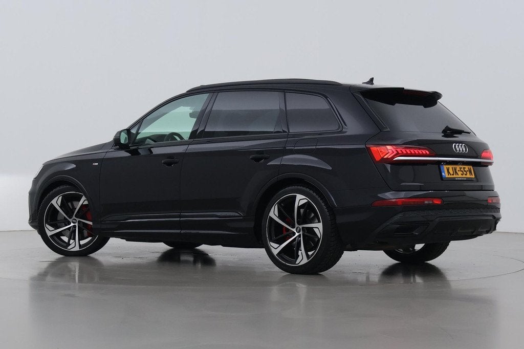 Audi Q7 60 TFSI e quattro Competition | Panoramadak | Luchtv, Auto's, Audi, Automaat, Automatische klimaatregeling, 14 kWh, Gebruikt