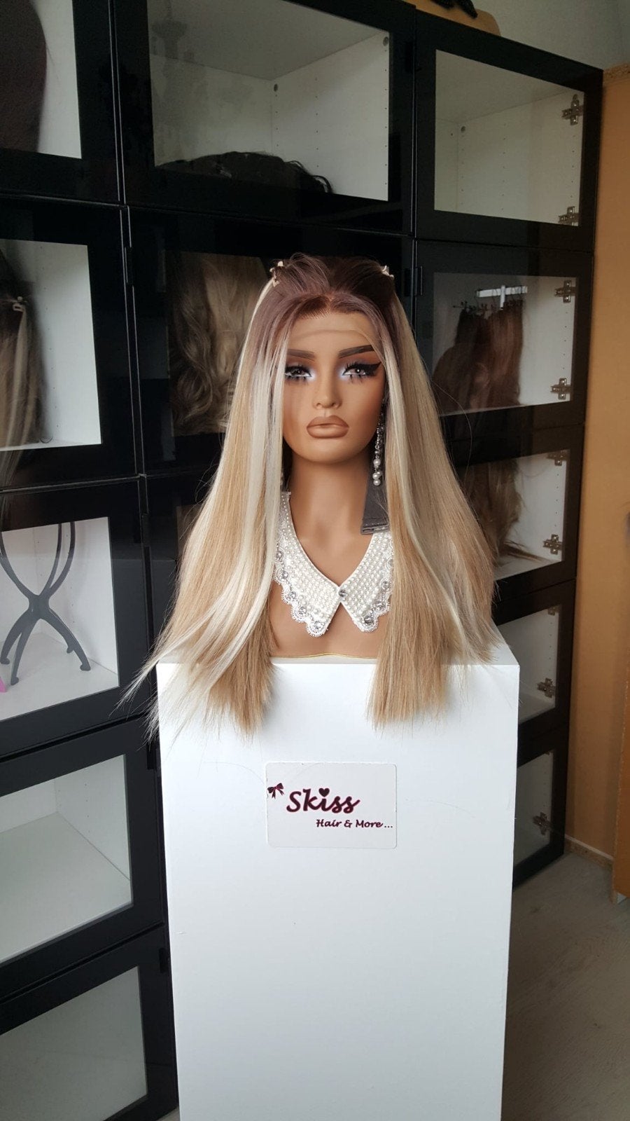 Luxe Lace Pruik: Uitgroei/Blond/Lichteplukken - STijl - Bob, Ophalen of Verzenden, Nieuw, Pruik of Haarverlenging