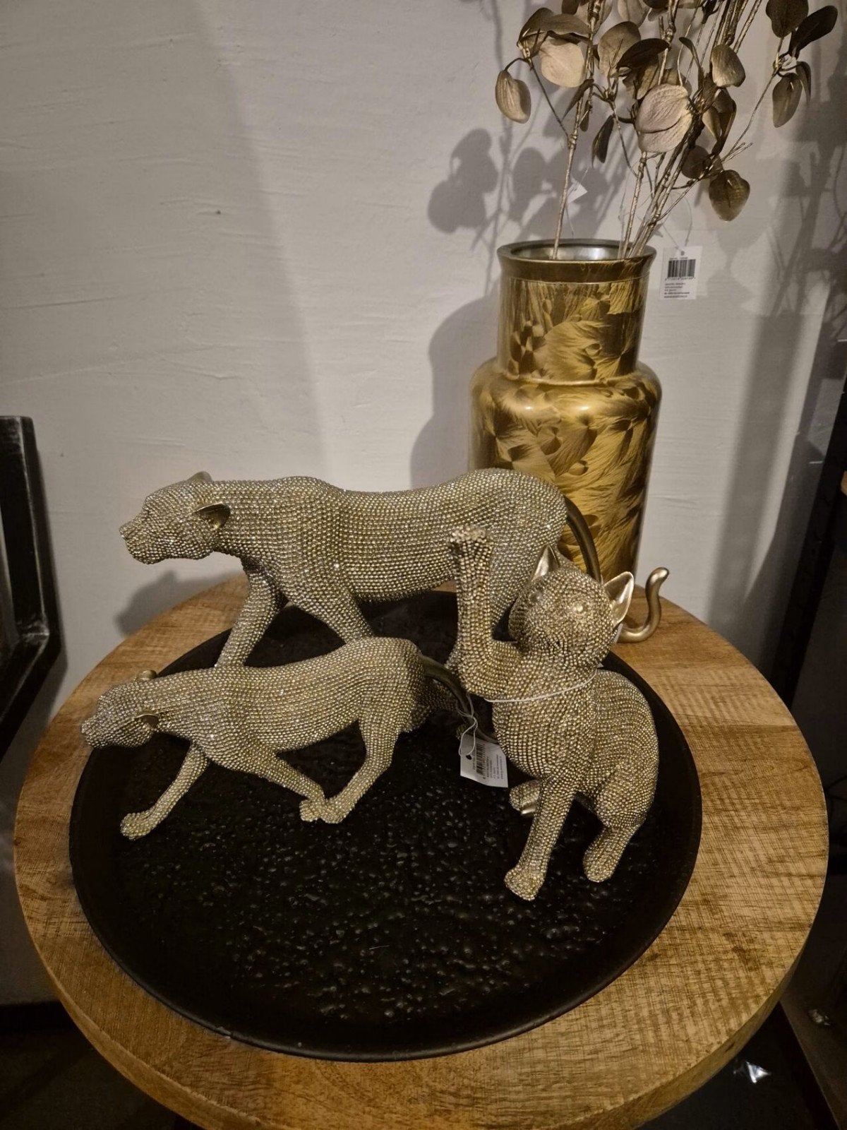 Luxe Gouden Kat Sculptuur Glinsterend Polystone 22 cm, Huis en Inrichting, Onbekend, Nieuw, Ophalen of Verzenden, Composieten