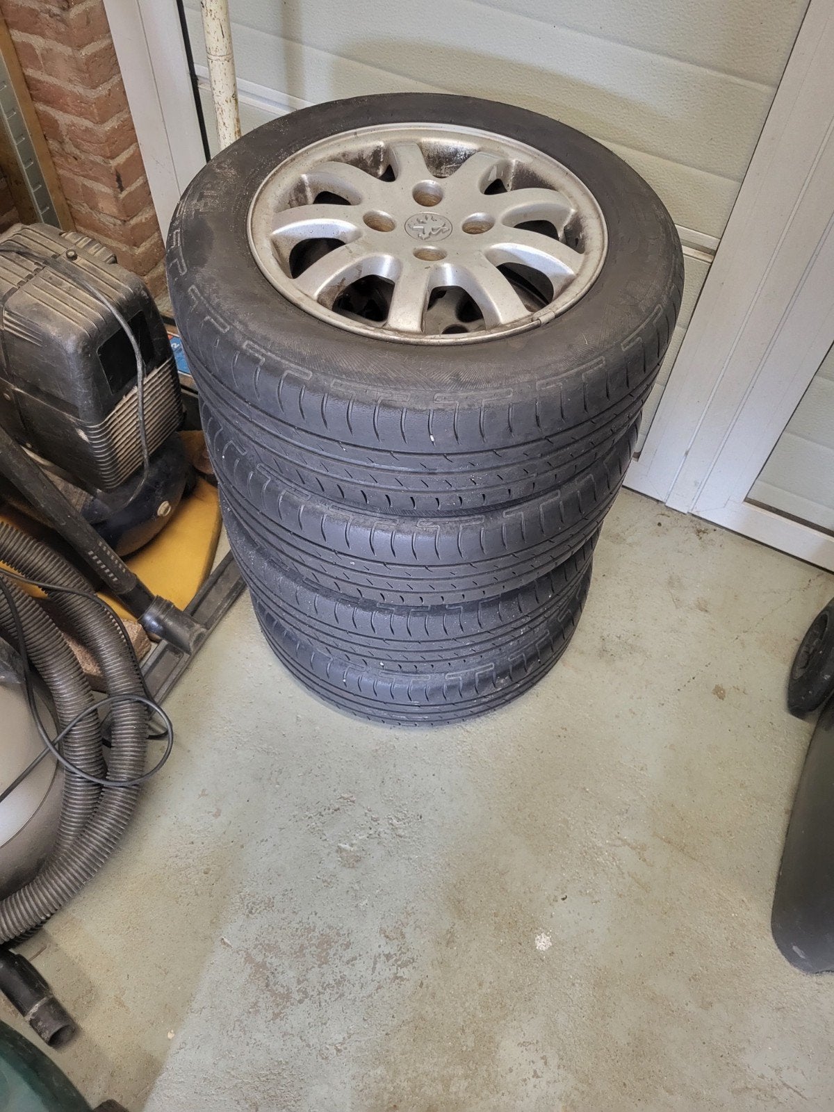 Vredestein zomerbanden 175/65 R14 82T (radiaal tubeless), Ophalen, 14 inch, Gebruikt, 175 mm