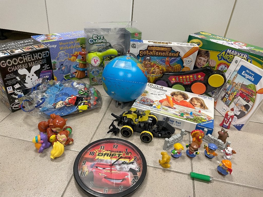 Grote partij speelgoed: spelletjes, figuren, auto's en meer, Ophalen of Verzenden, Zo goed als nieuw, Jongen of Meisje