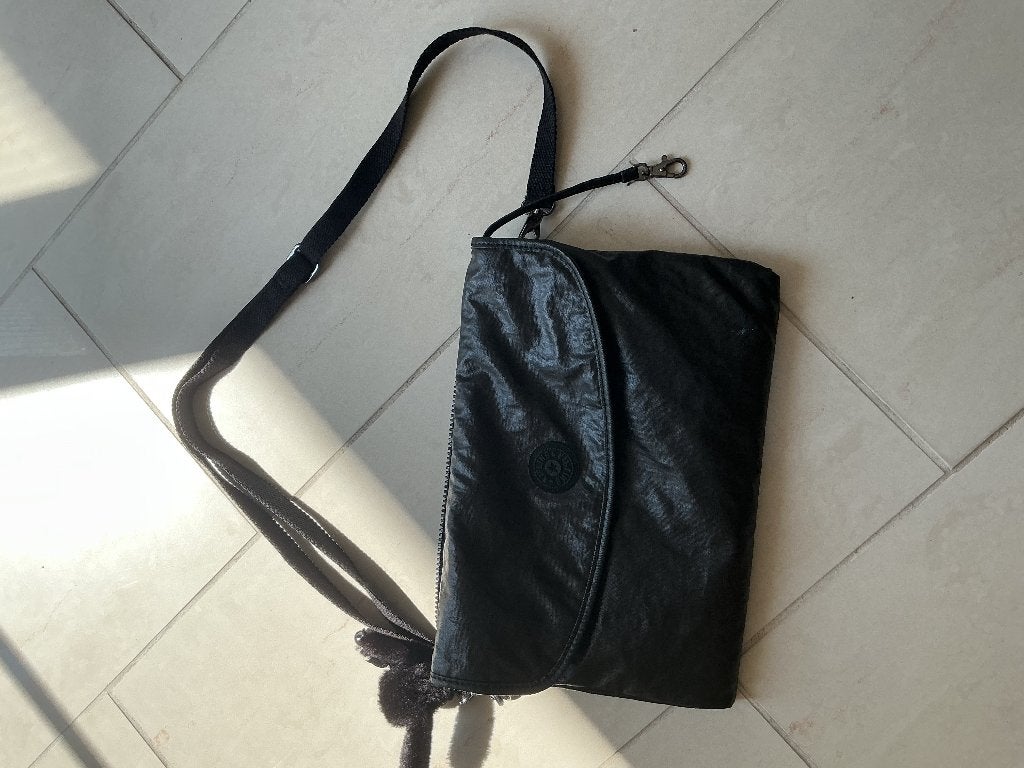 Kipling ipad tas, Ophalen, Zo goed als nieuw, Zwart, Schoudertasje