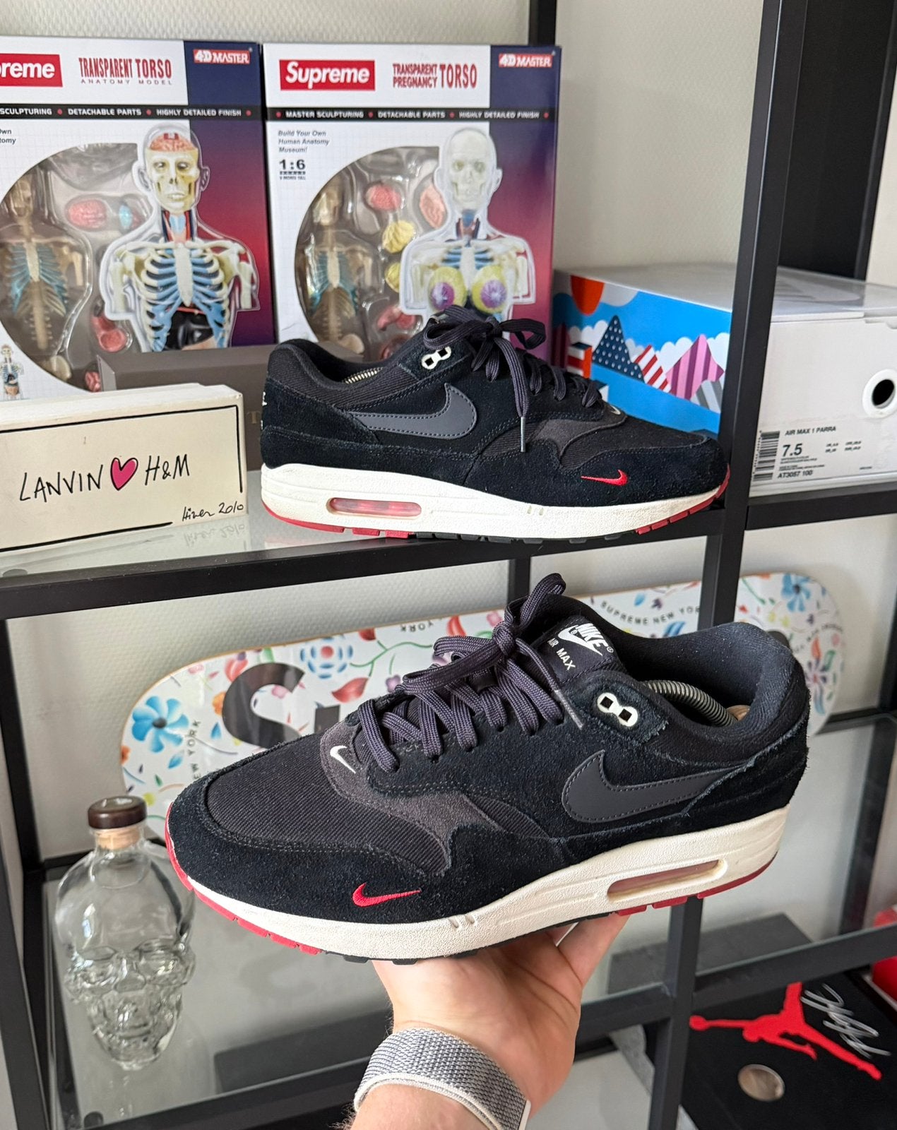 Nike Air Max 1 Premium Bred Black Red Miniswoosh, Ophalen of Verzenden, Zo goed als nieuw, Zwart