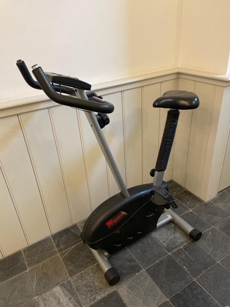 Hometrainer Magnetie, Ophalen, Gebruikt, Overige materialen, Hometrainer