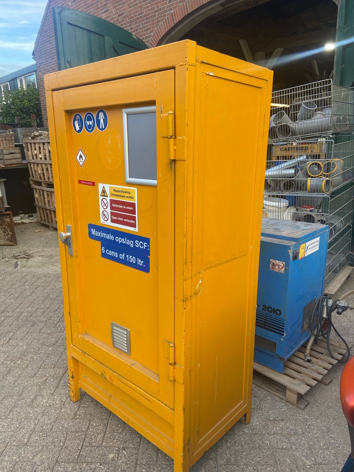 Brandwerende Chemie Kast - 100x65x195 cm, Ophalen