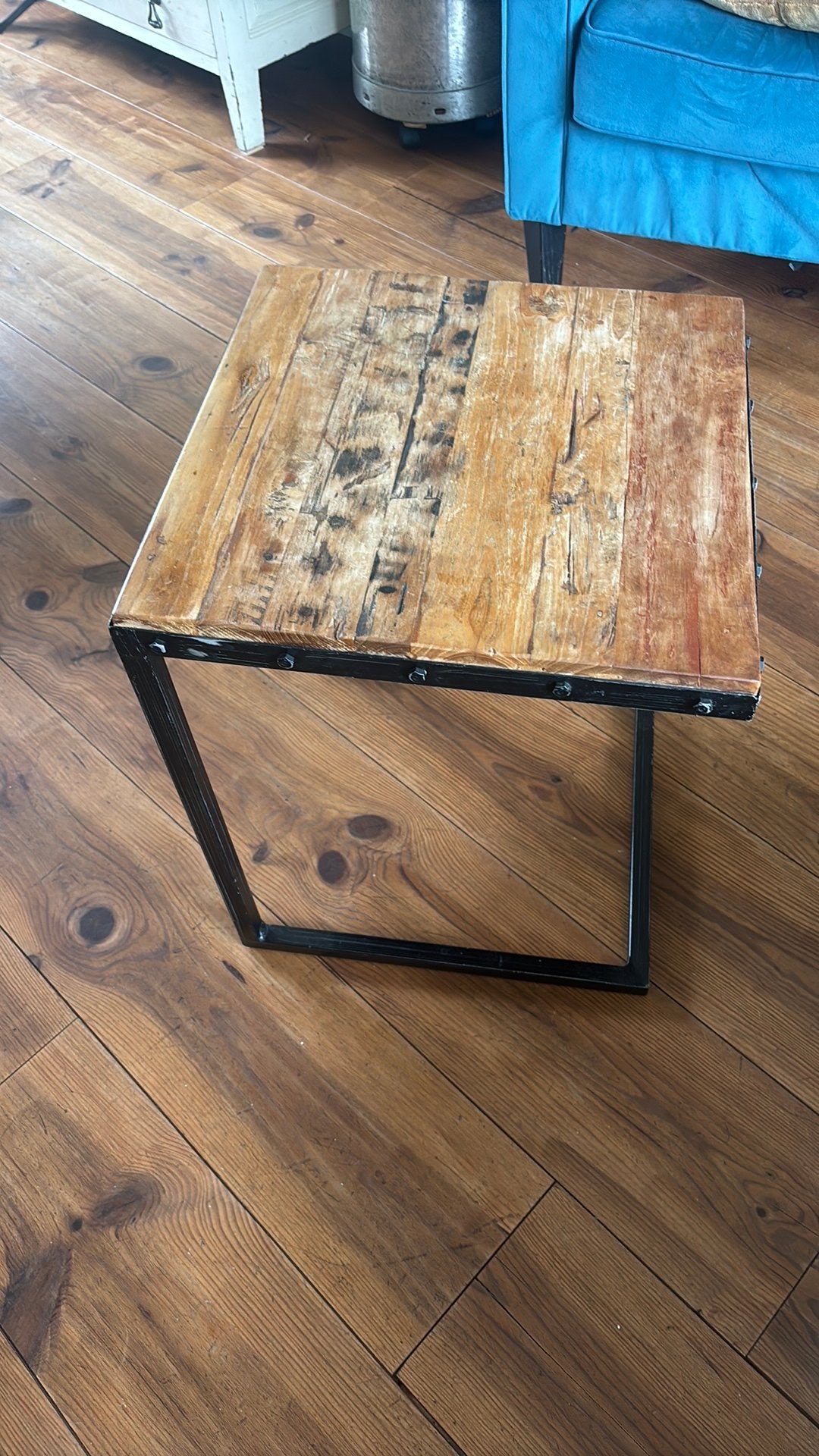 Banktafeltje, bijzettafel, Huis en Inrichting, Tafels | Salontafels, Ophalen, Minder dan 50 cm, Vierkant, Zo goed als nieuw